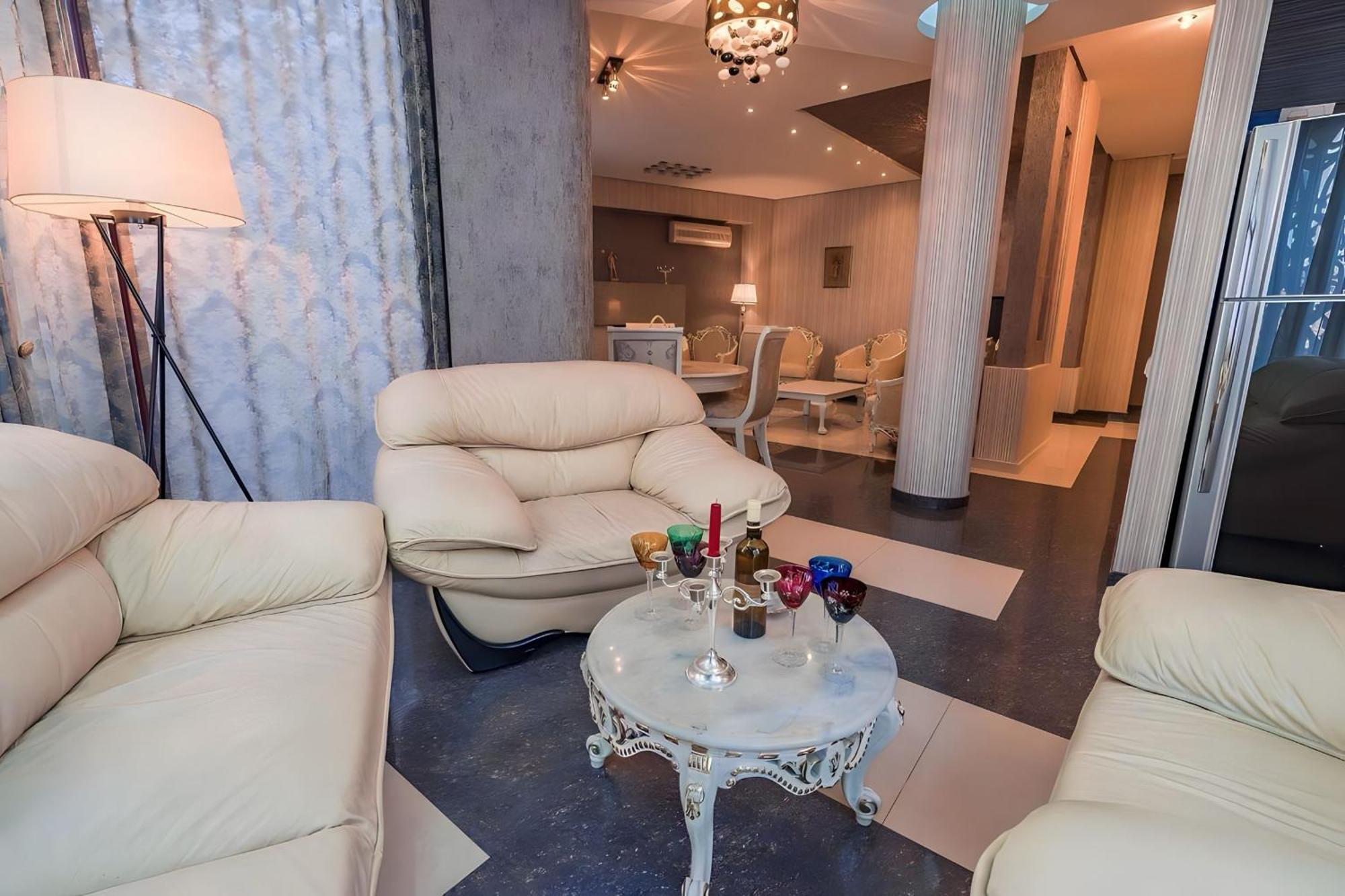 Cabernet Corner Apartment Tbilisi Exterior photo