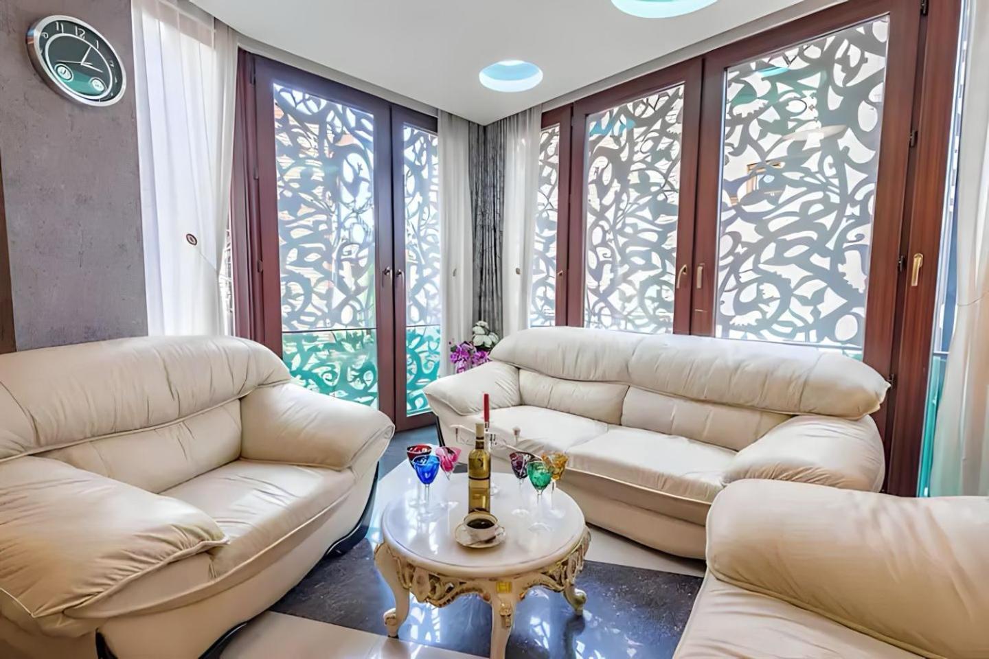 Cabernet Corner Apartment Tbilisi Exterior photo